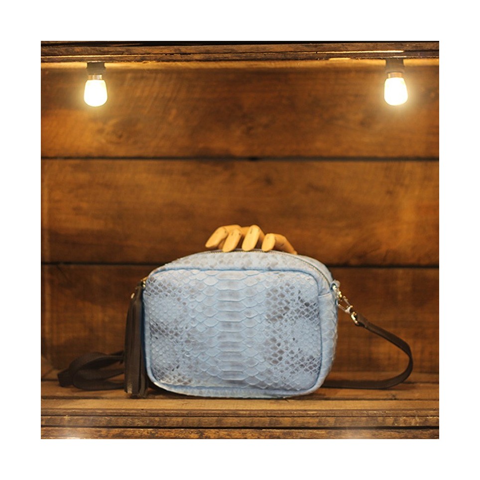 Camera Bag en Python light blue