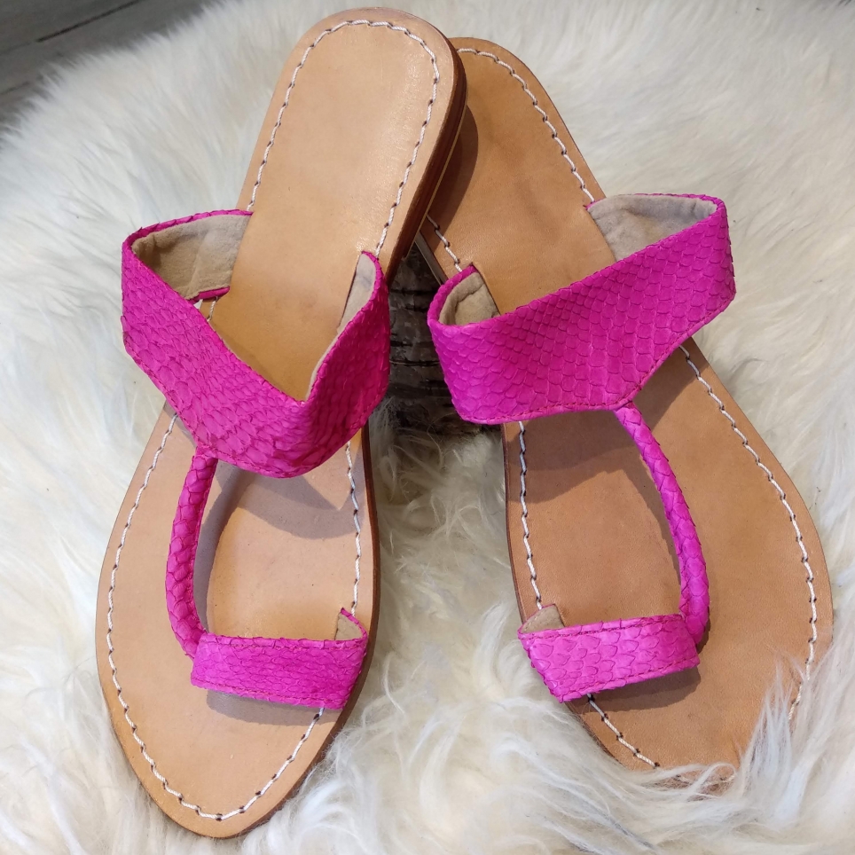 Fushia python mules